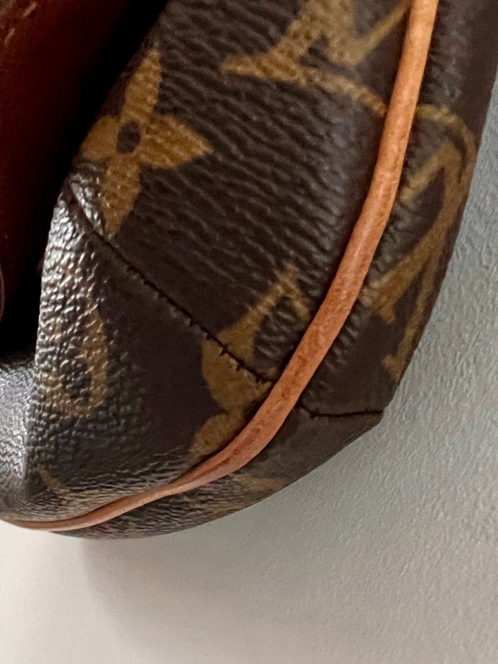 Vintage Louis Vuitton Musetta Salsa Monogram Canvas Crossbody w/COA - Picture 6 of 12